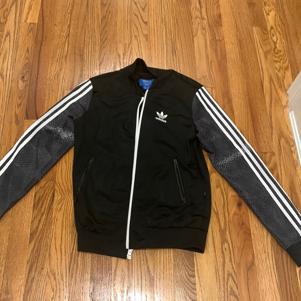 Adidas zip up jacket size small